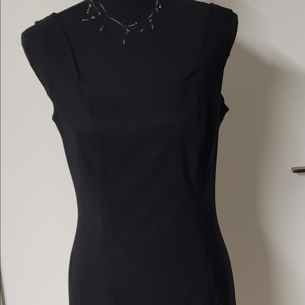Dress - Picture 5 of 8